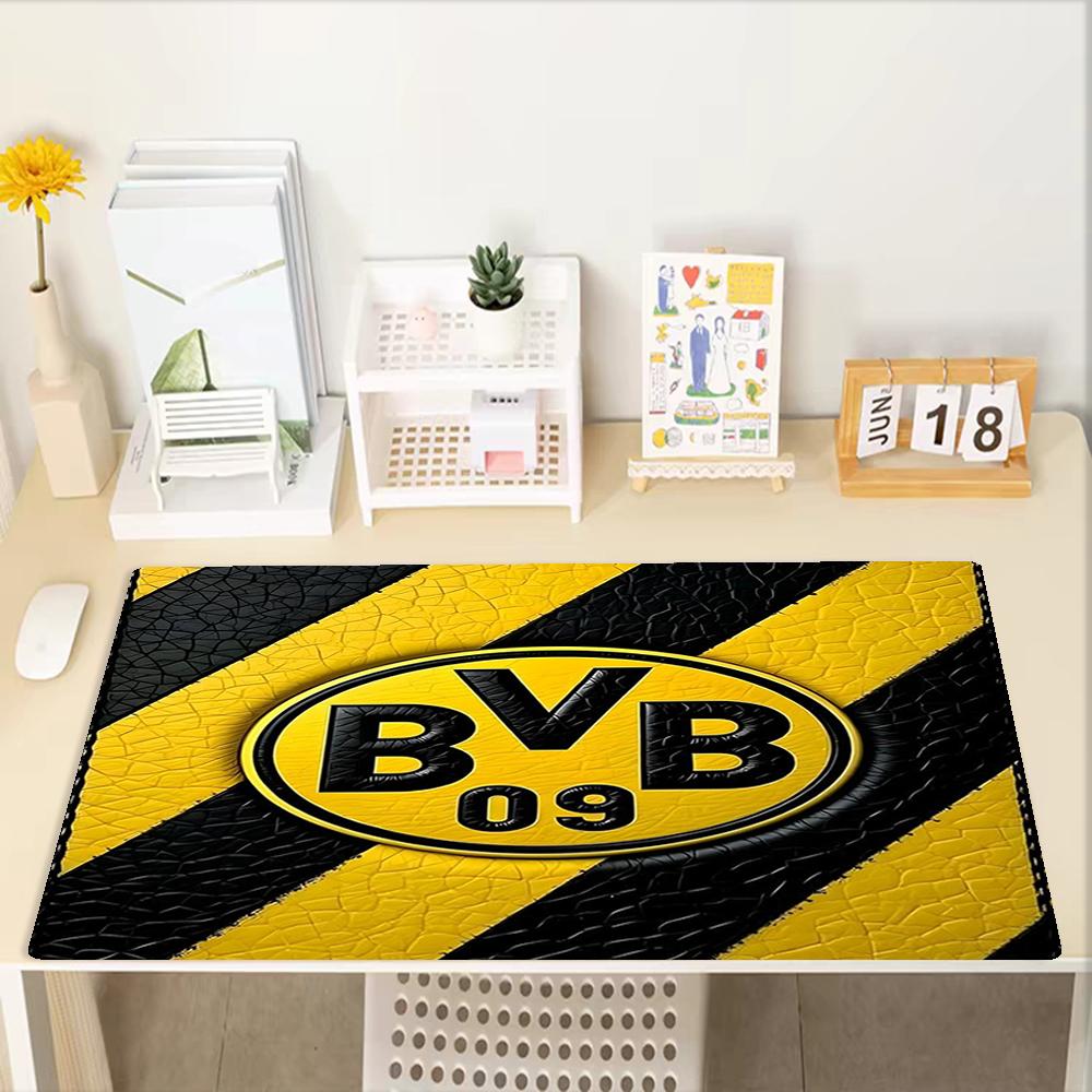 Borussia Dortmund Thema Mauspads, Rutschfeste Gummiunterseite, Multifunktionales Büro- & Wohnaccessoire, Perfekt zur Personalisierung des Arbeitsplatzes.