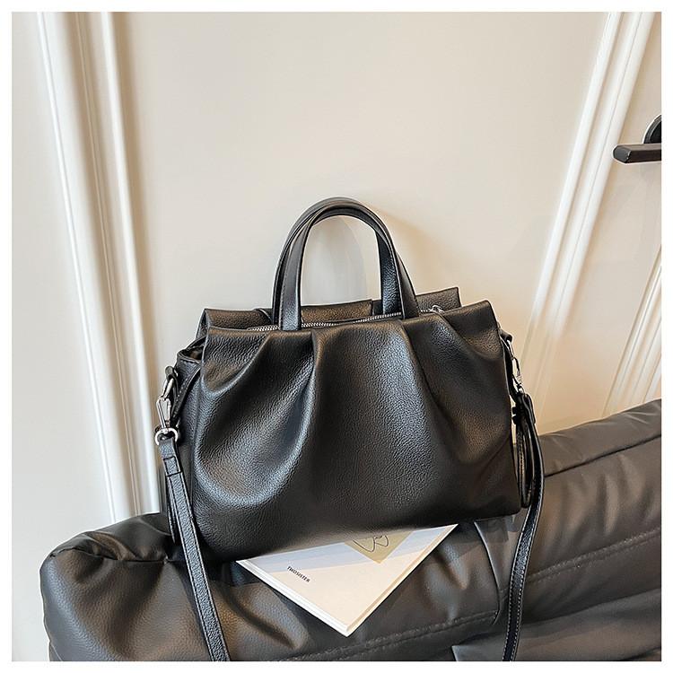 IELGY Korean Version Simple Casual All-Match Portable Commuter Tote Bag