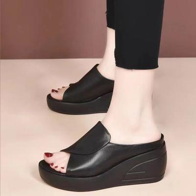 Keilabsatz Hausschuhe tragen 22 Sommer Neu Weiches Leder Dicksohlige Fischmaul Sandalen Lässig Muffin Schuhe