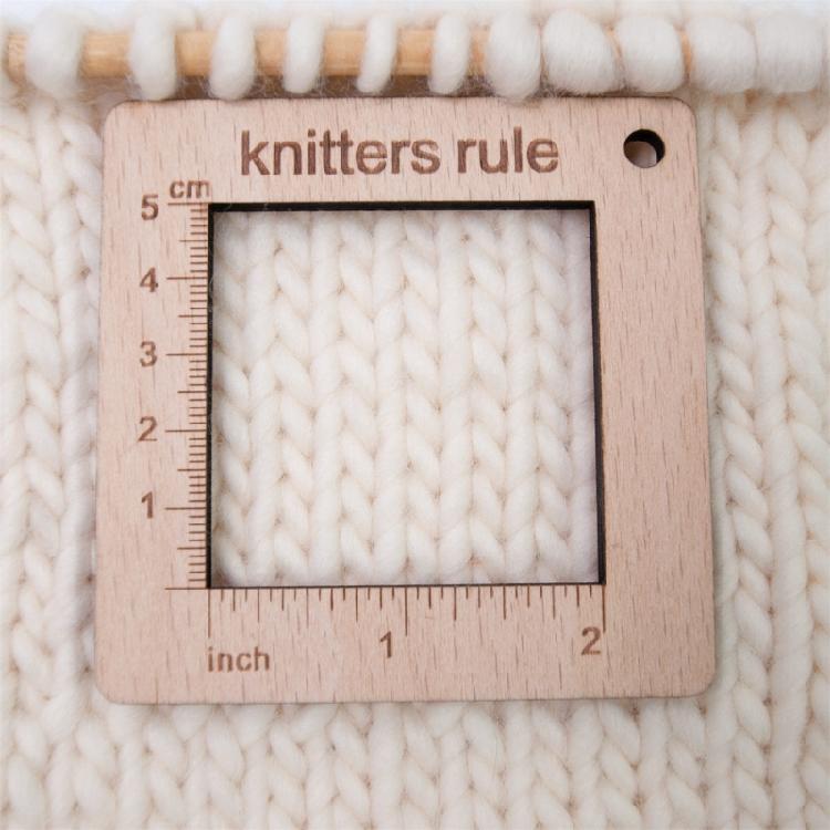 Knitting Needle Gauge Knitting Yarn Gauge Knitting Ruler Wood Knitting Gauge Tool Set for Beginner and Professional