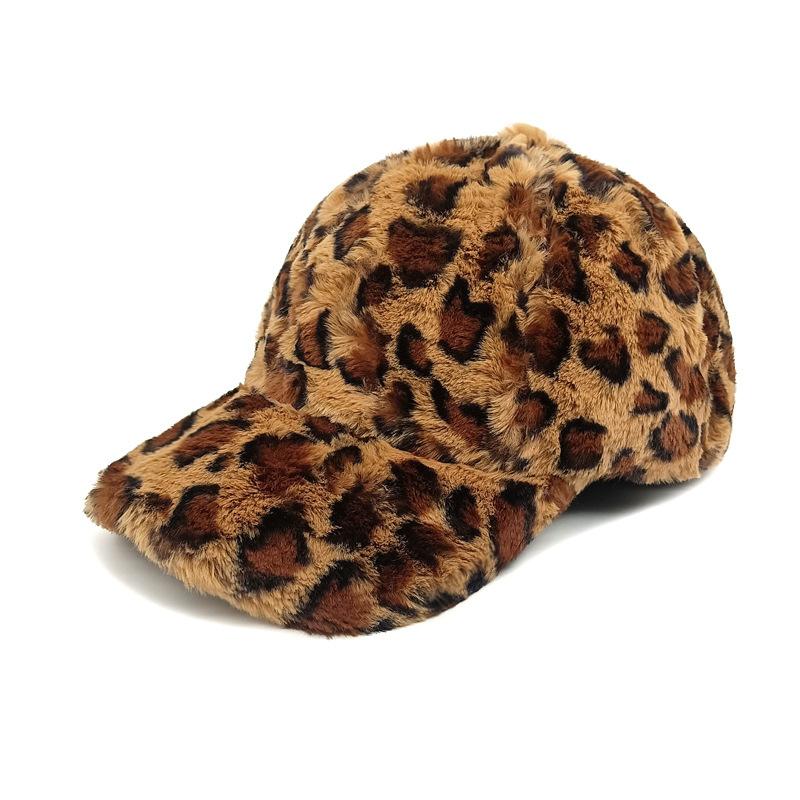 Women's Winter Leopard Pattern Baseball Cap Fashion Warm Plush Hat Versatile Shading Duck Tongue Cap Street Rebound Cap