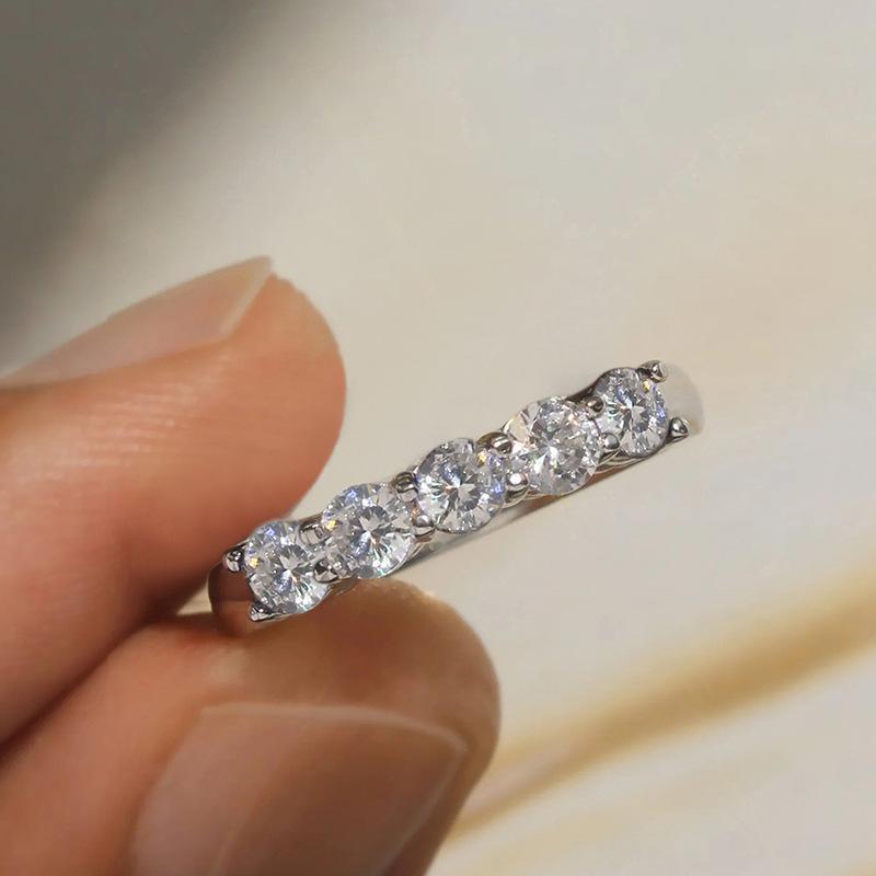 

Light Luxury Female Rings 925 Sterling Silver Green Crystal Zirconia Women s Ring Fashion Single Row Zirconwedding Jewelry Gift 9