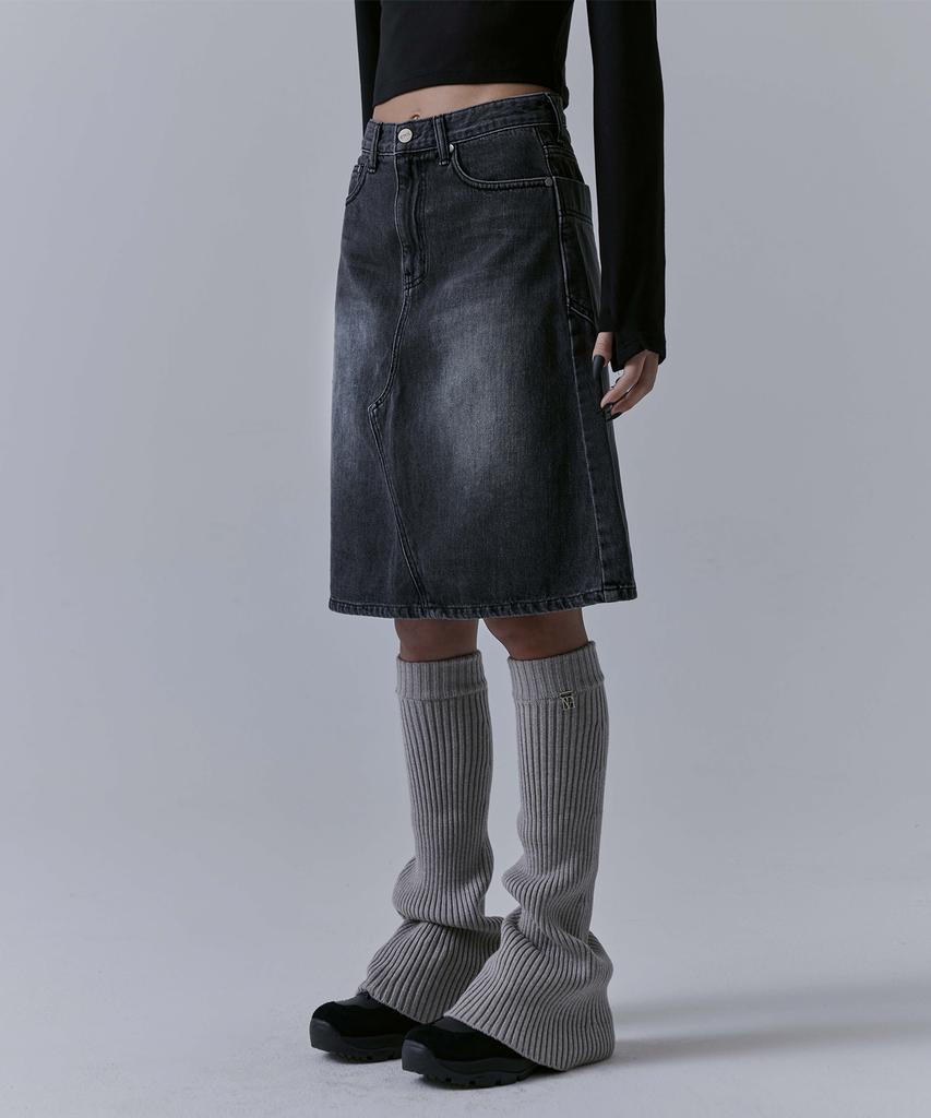 Teulimingbeodeu One Button Denim Set-Up Skirt [ Black ]