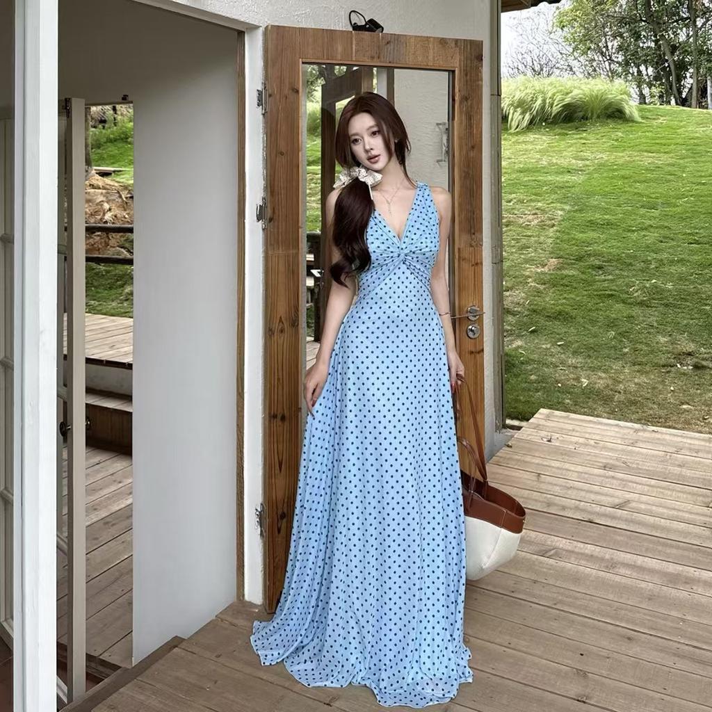 French polka dot vacation skirt blue v-neck kink waist and thin summer sleeveless long skirt seaside excess