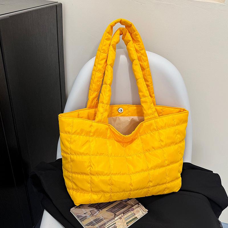 Autumn and Winter Soft Quilted Cotton Clothes Hand Bag Large Capacity Commuting Portable Tote Bag Shoulder Armpit Bag
