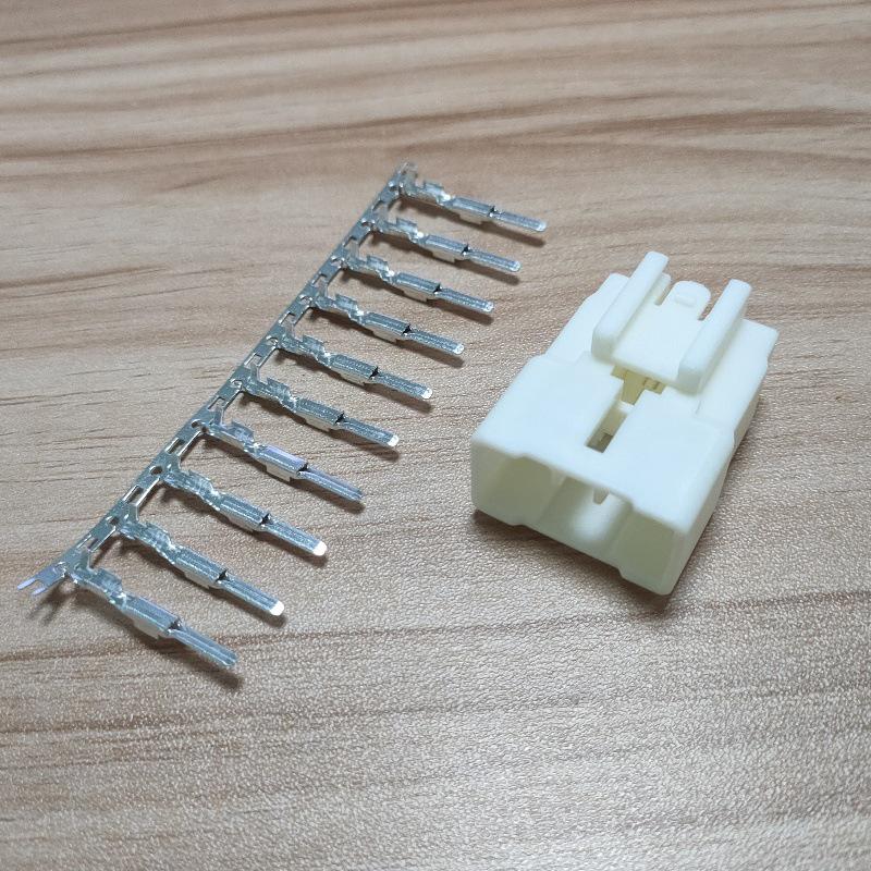 10PIN Plug for Lexus Mark Levinson Amplifier (Model: 20260401)