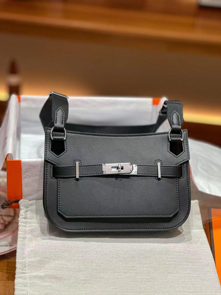 2023 Genuine Leather Gypsy Bag: Versatile High-End Crossbody Shoulder Bag for Men & Women