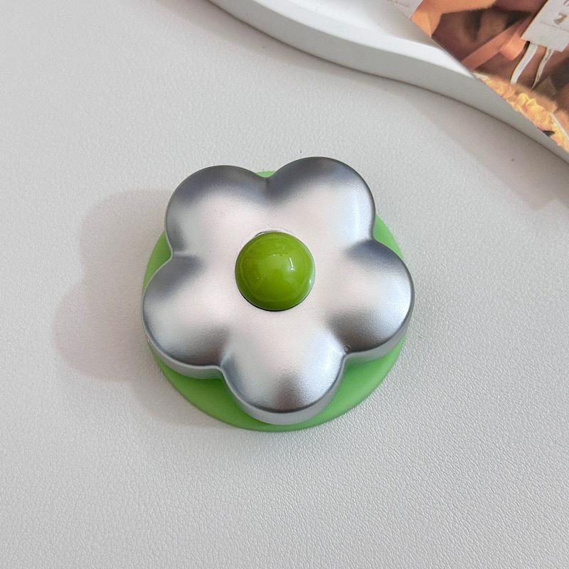 Korean 3D Silver Floral Magnetic Phone Holder for MagSafe - Strong Desktop Grip