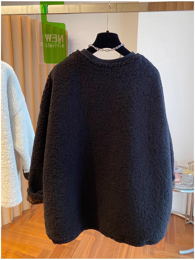Women's Fluffy Fleece-Lined Lambswool Crew Neck Sweatshirt: Thick, Cozy, and Loose-Fit Pullover (2024).