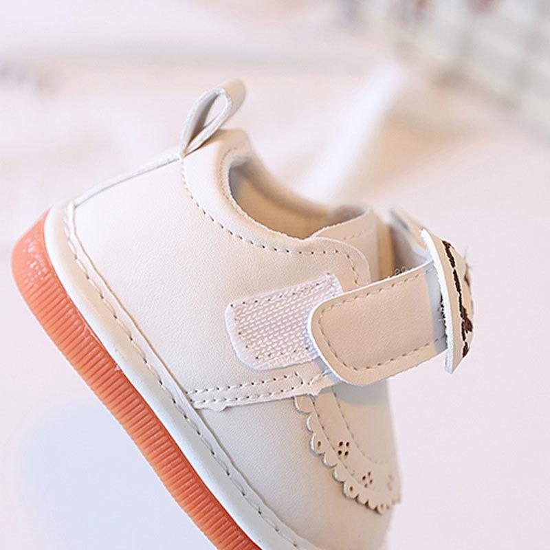 Walking Shoes for Spring/Autumn Beginners, Baby Shoes 0-1-2 Years Old, Infant Soft-Soled Princess Squeaky Shoes.