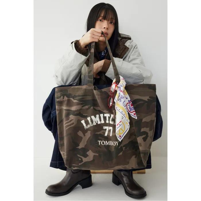 Camouflage Pattern Graphic Shoulder Bag_Khaki 9176270982
