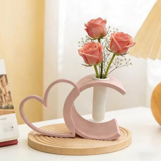 2 Pcs Valentine's Day Heart Vase 3D Printed Pink Heart Shaped Flower Vase Small Decorative Vase for Wedding Party Living Room Shelf Table Centerpiece