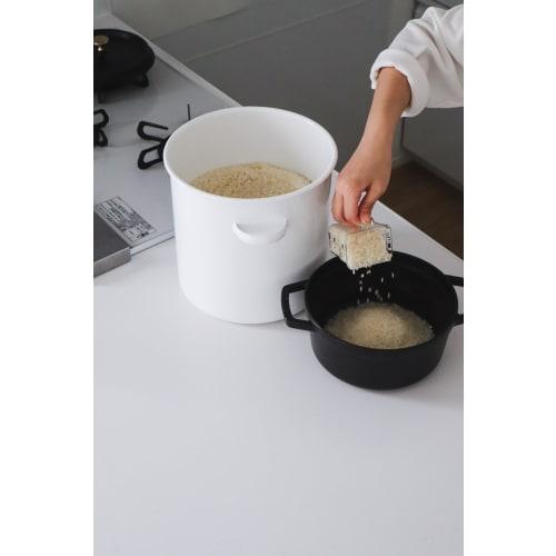 Nodahoro Enamel Round Storage Container, 21cm, with Sealable Lid, for Miso, Rice, Umeboshi, and Rice Bran Pickles, Made In Japan, WRS-21