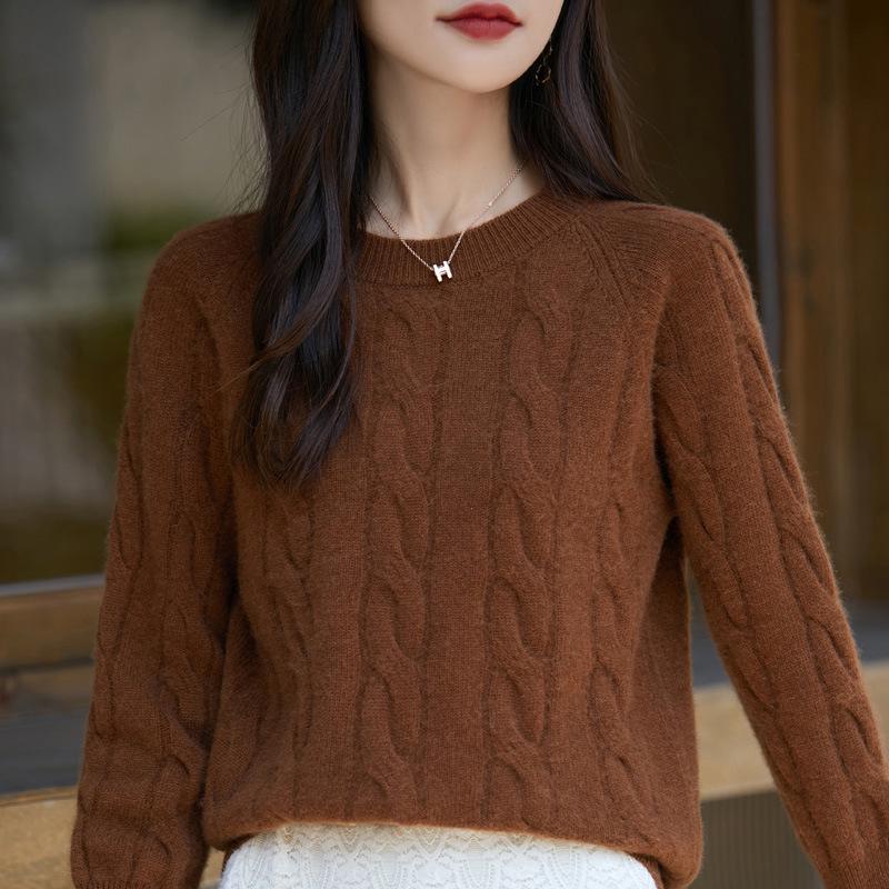 2024 Autumn/Winter Solid Color Round Neck Textured Sweater