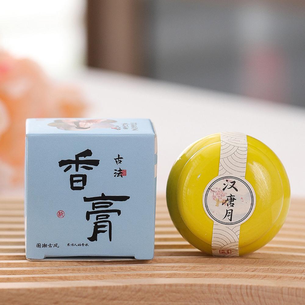 Antiker fester Balsam, kleines Keramikgefäß, frischer, leichter Duft, fester Balsam im antiken Stil, anhaltender Duft