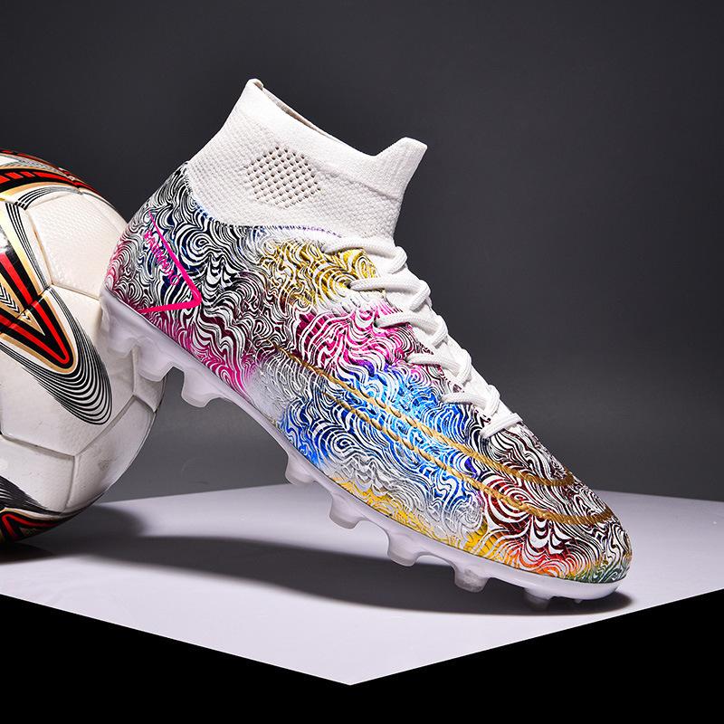 Spring and summer new men's outdoor sports shoes fashion abstract style football shoes long and short nail shoes sneakers