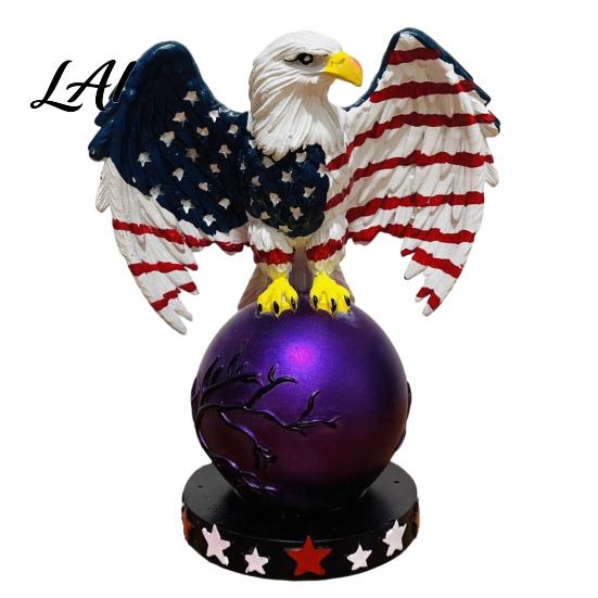 Mood Lighting Ornament Perched Eagle Ball Lamp Bird Resin Light Sculpture USB Powered Ambient Lighting Table Lamp with Sculpture Hand-Painted