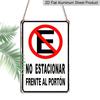 2D Flat Metal Aluminum Sign "No Parking" Spanish Area Compatible Front Door Sign, 8*12 Inches, Suitable for Home Decor, Retro Farmhouse Style, Garden