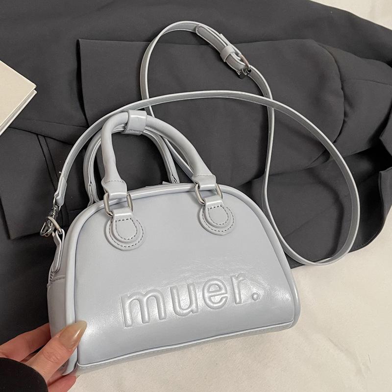 Premium niche bag women's spring and summer 2025 new fashion shoulder messenger bag casual Korean version portable pillow bag