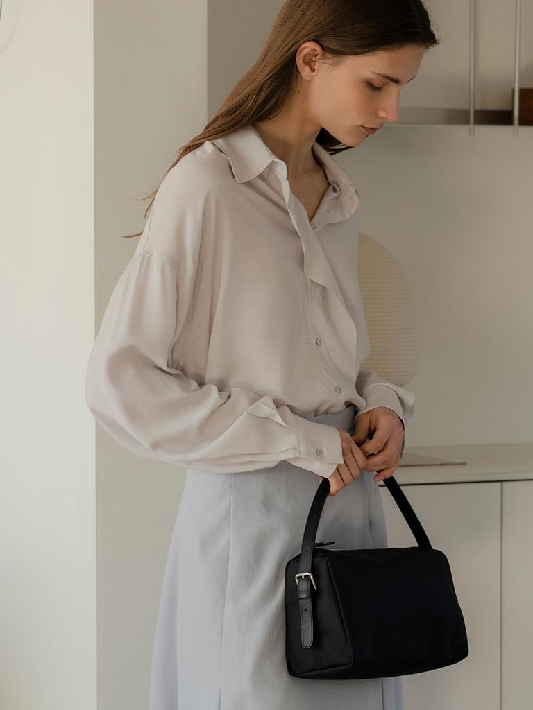 Momet Mia Nylon Shoulder Bag Black