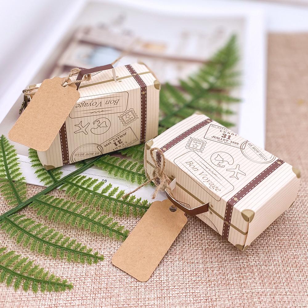 50pcs Creative Mini Suitcase Candy Box Candy Packaging Carton Wedding Gift Box Event Party Supplies Wedding Favors with Card
