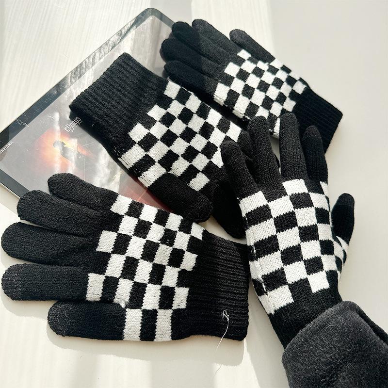 Automne et Hiver Étudiants Hommes et Femmes Gants en Peluche à Carreaux Mignons Chauds en Laine Tricotée Écran Tactile Gants de Couple
