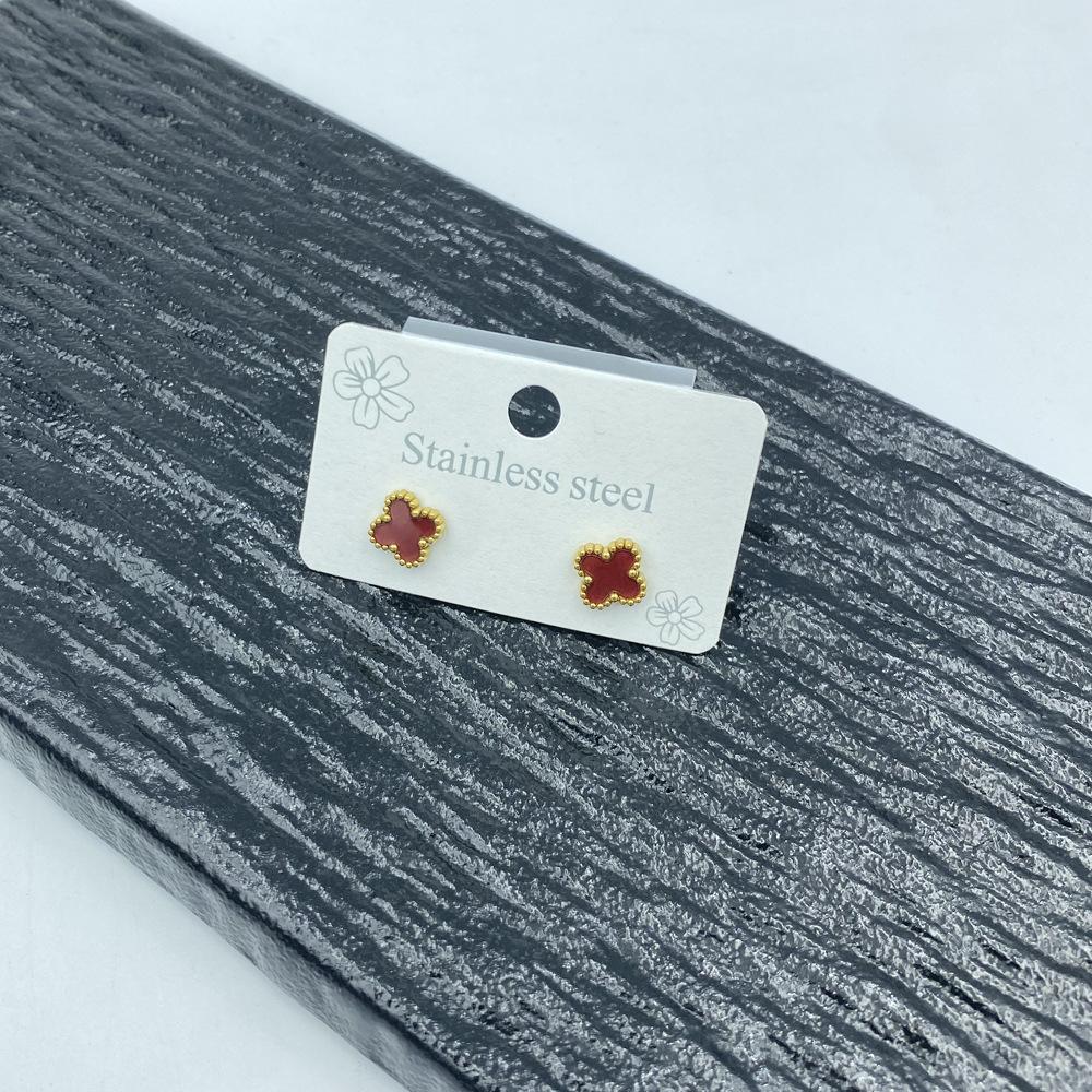 9MM Small Four-leaf Flower Earrings Fashion Fresh Small Earrings