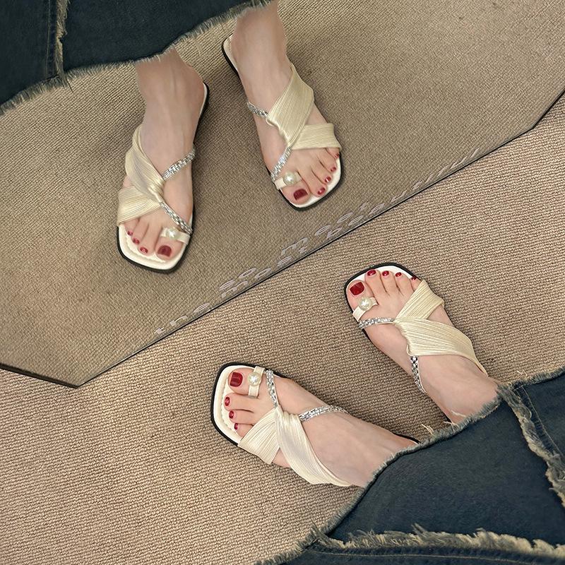 Popular Thick-soled Slippers Women's Summer Outer Wear 2025 New High-end Sense Increased One-word Cool Slippers Women's Ins Tide