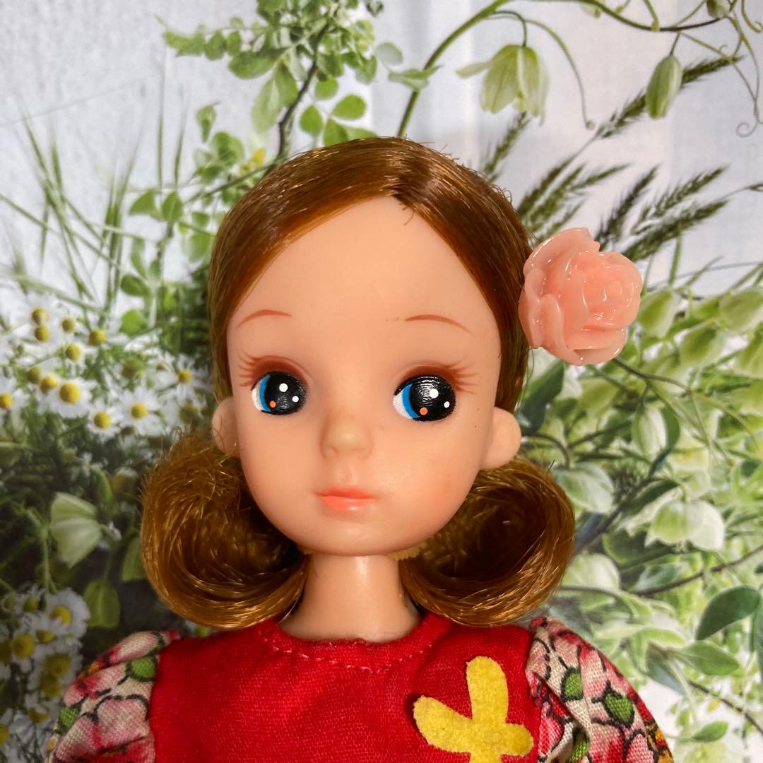 

[USED] Vintage 1976 Licca-chan 2nd Generation, Mid-Period, Excellent Condition, with Tag and Outfit