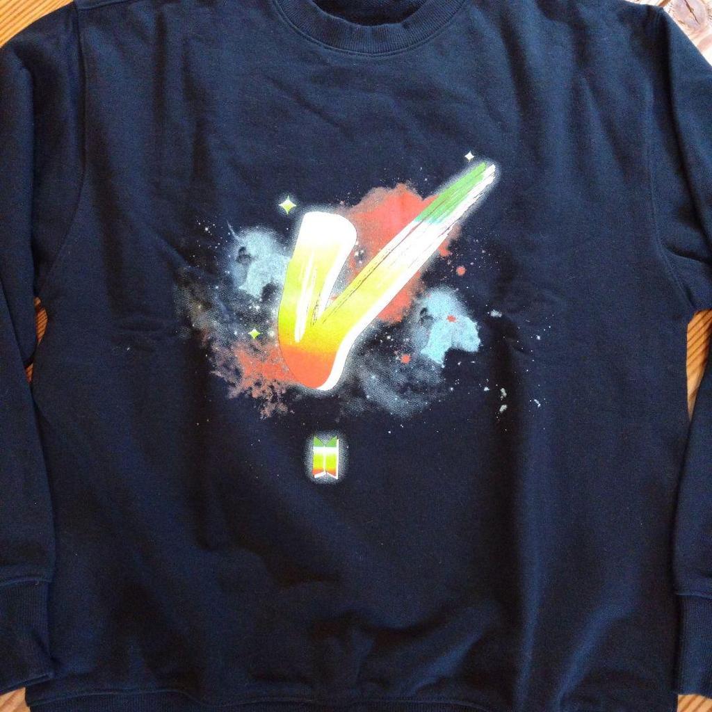 [USED] BTS V Sweatshirt
