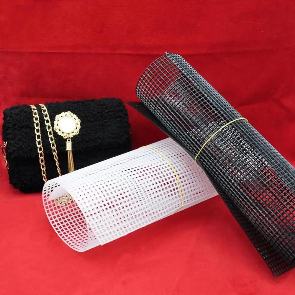 Manualidades DIY Malla de Bolsa de Plástico Rejilla Duradera 33x50CM Hojas de Bolsa de Lona Malla Negra Blanca