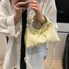 Nischen-Tasche Damen Frühling und Sommer 2025 Neu High-End Ausländisch Lässig Tragbar Knödeltasche Damen Umhängetasche
