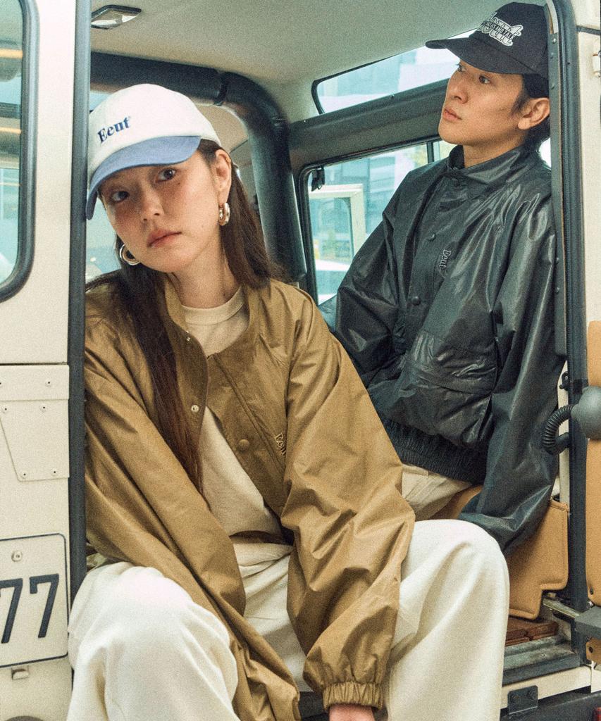 Iuteu Eeut Basic Ballcap / White-Navy