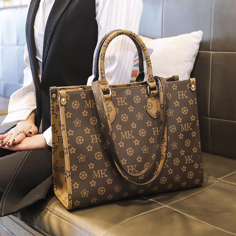 

Tote bag women s large-capacity new trendy high-end sense autumn and winter commuting shoulder bag