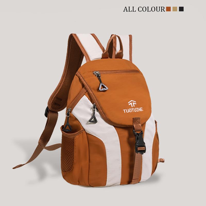 Outdoor travel new backpack leisure large capacity schoolbag light hiking backpack