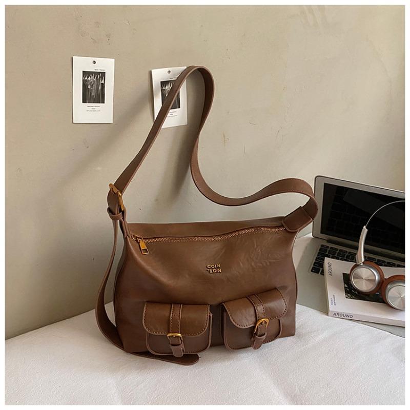 

Large-capacity commuter bag women s winter new casual simple shoulder pillow bag fashionable messenger bag