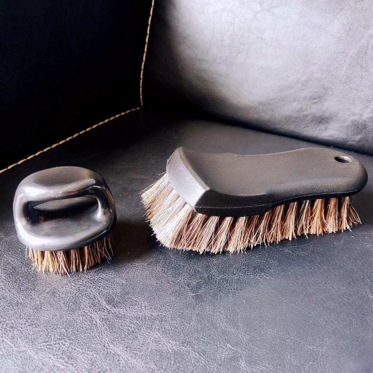 

Auto Leather Cleaning Brush Set Genuine Horsehair Detailing Brush Car Detail Clean Tools For Car Leather Fabrics Carpets Etc