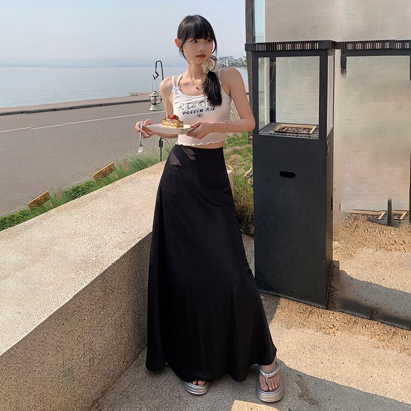 

Шелковистая облегающая юбка А-силуэта: Новый универсальный летний стиль с высокой талией, подчеркивающий темперамент. L чёрный