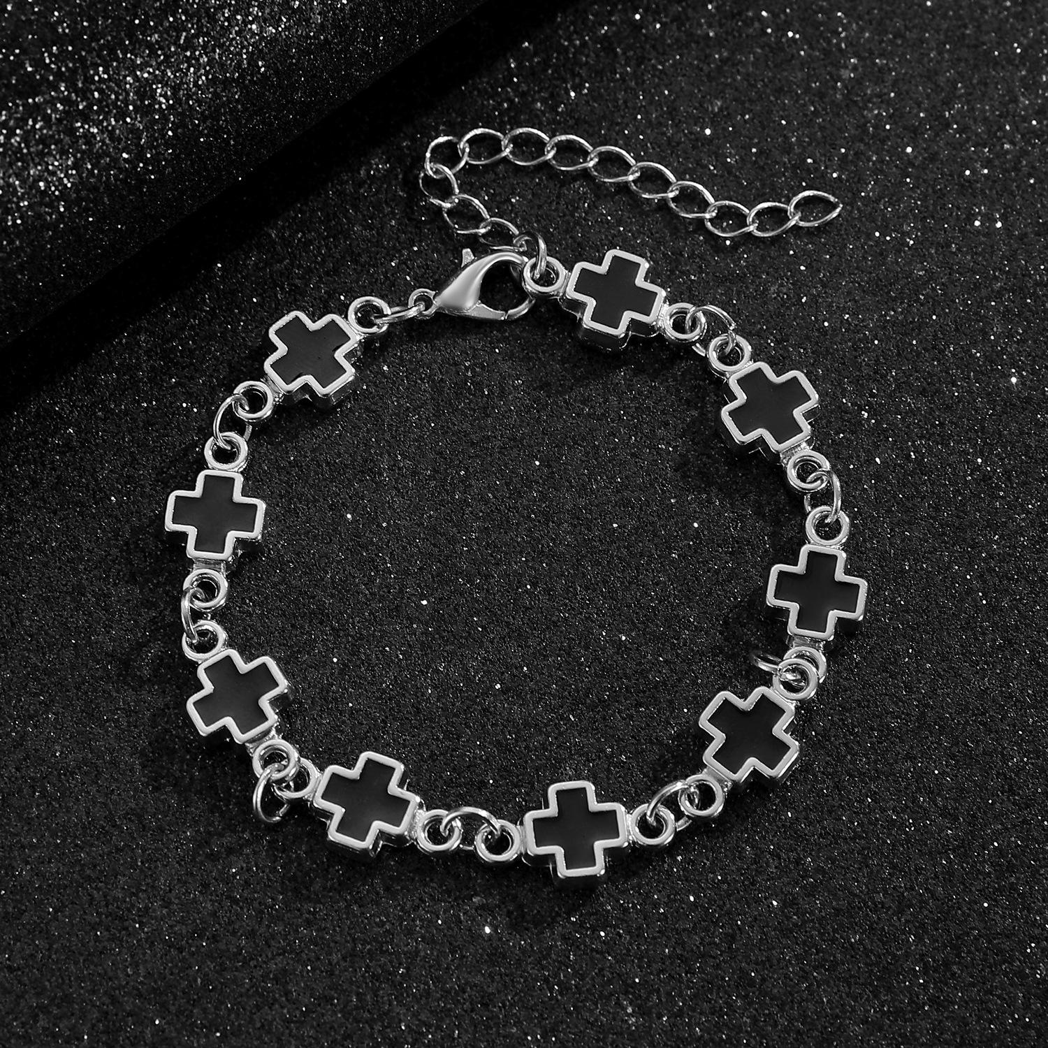 

Fashion Personality Geometry Drip Glaze Black White Splicing Cross Chain Bracelets for Women Men Couple Hip Hop Jewelry Gifts