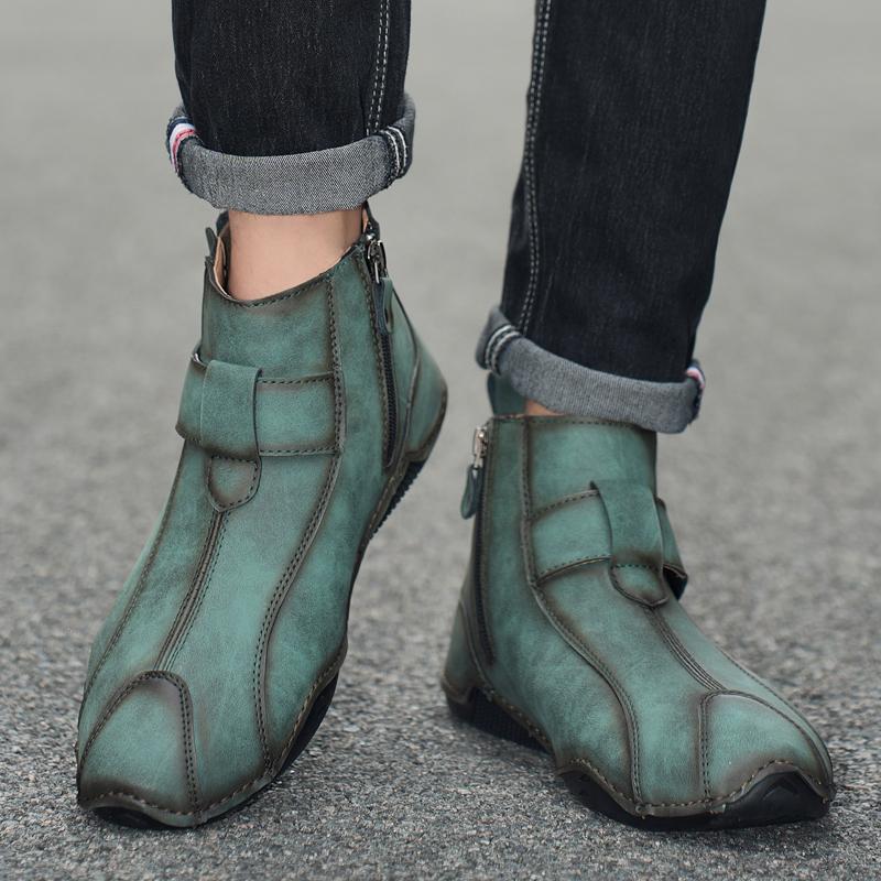 Autumn and Winter New Men's Short Boots 2025 British Classic Retro Flat Bottom Cotton Shoes Outdoor Business Sports Casual Shoes