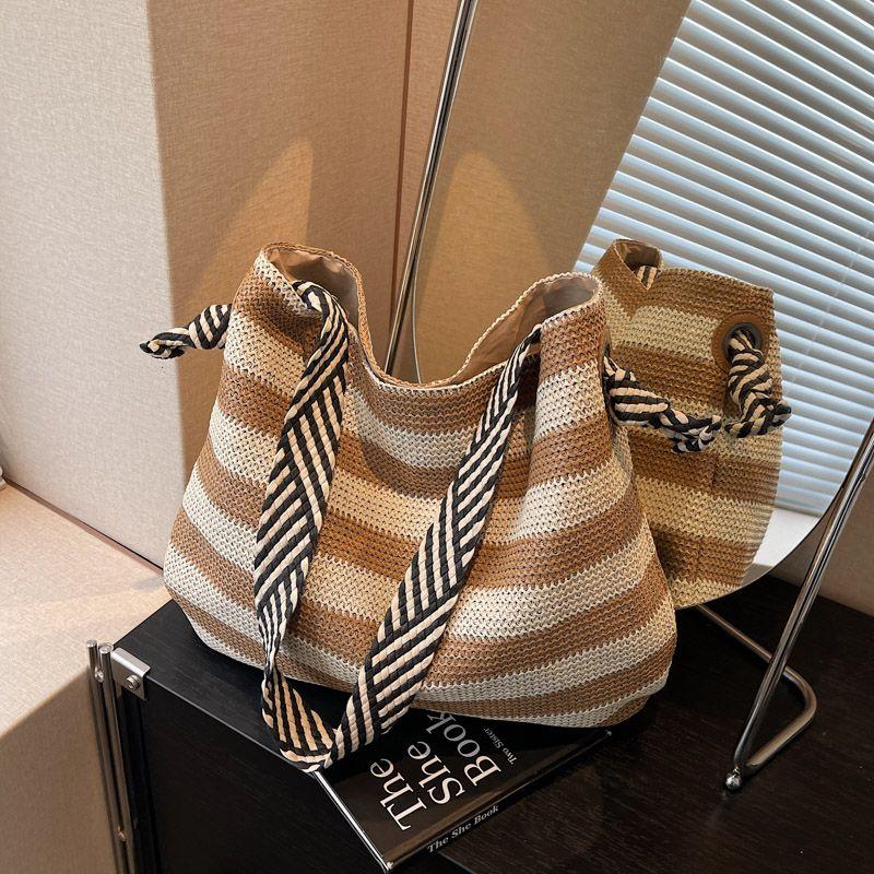 Idle Style Large Capacity Straw Woven Bag Women's Summer Shoulder Commuter Tote Seaside Vacation Style Stripes Woven Bag