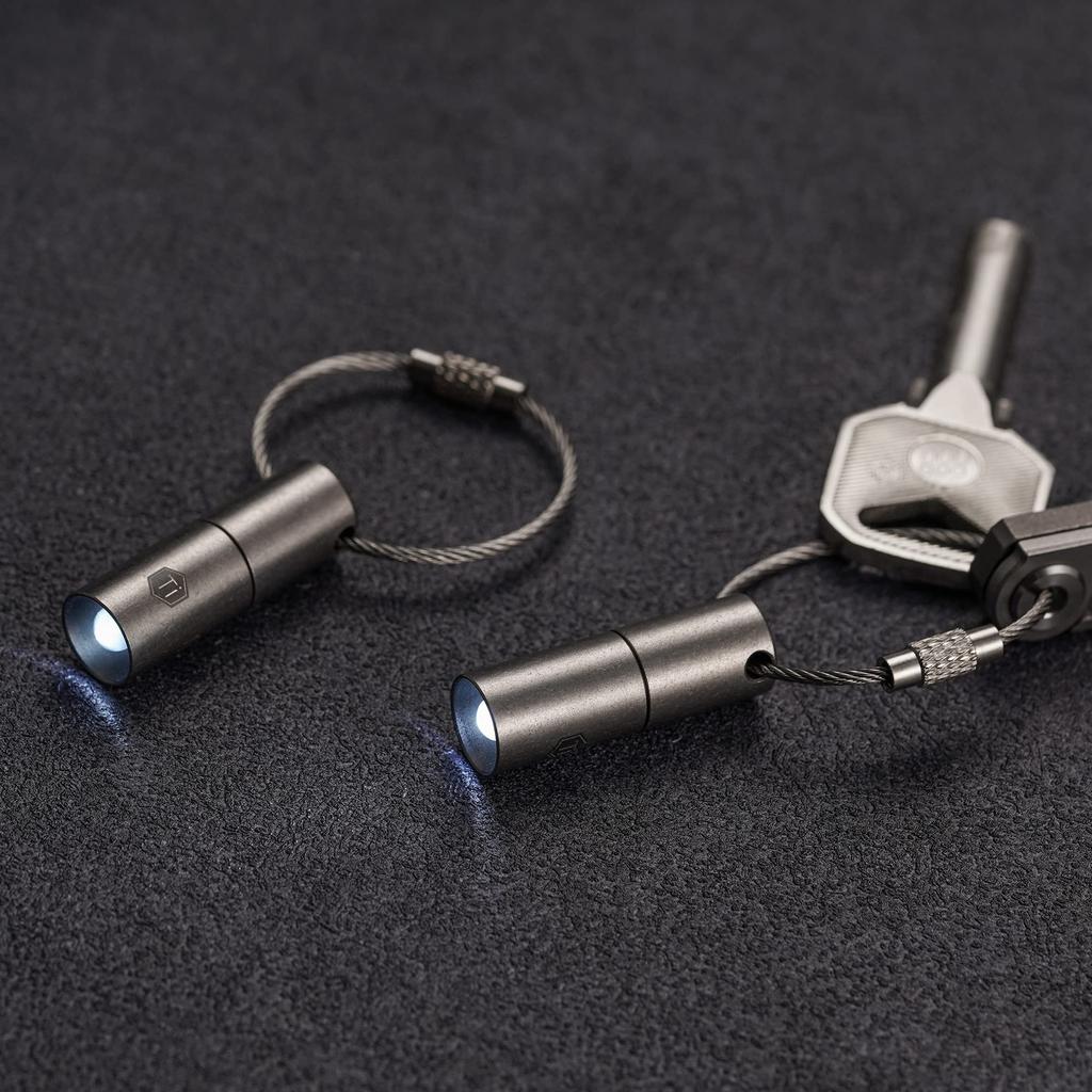 KeyUnity Mini Battery 33mm Key Small Titanium Keyring Button Battery IPX8 Keychain Emergency Outdoor Use Flashlight, Operated, Length, KF00, Light,
