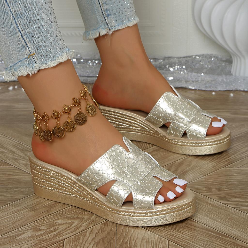 Wedge Slippers 2026 New Fashion Platform Sandals Plus Size High Heels Slippers Thick Bottom Open Toe Ladies Shoes Slides Women