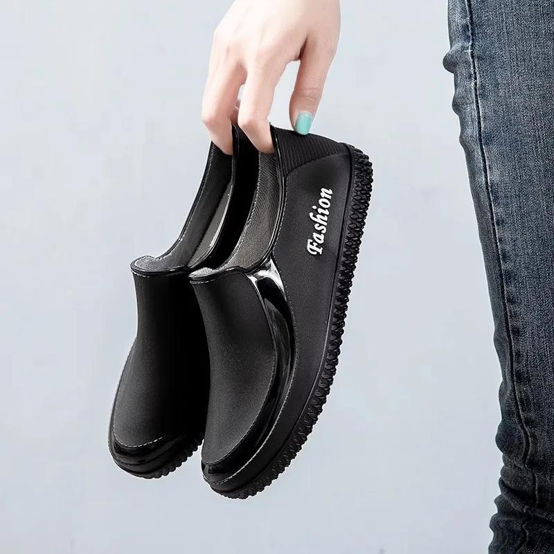 Fashionable Women's Spring and Autumn Rain Shoes, Casual, Lightweight, Waterproof, Non Slip, Kitchen Car Wash Work Rubber Shoes
