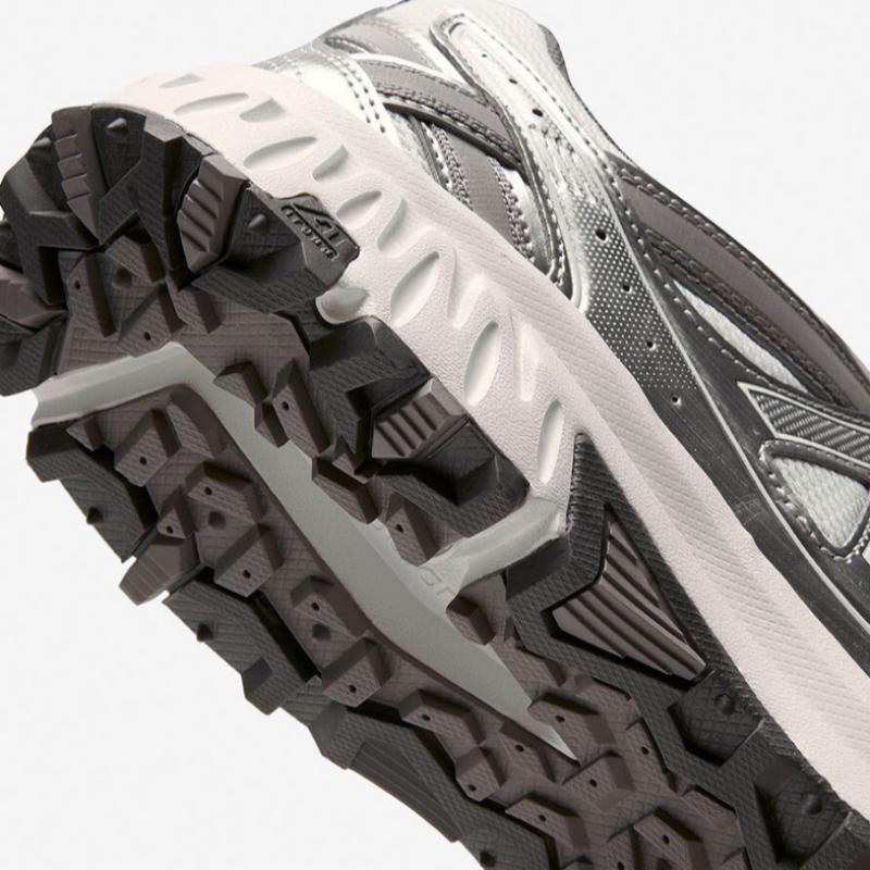 New Balance  New Balance  Nbpfes153v Mt410km5  Silver 