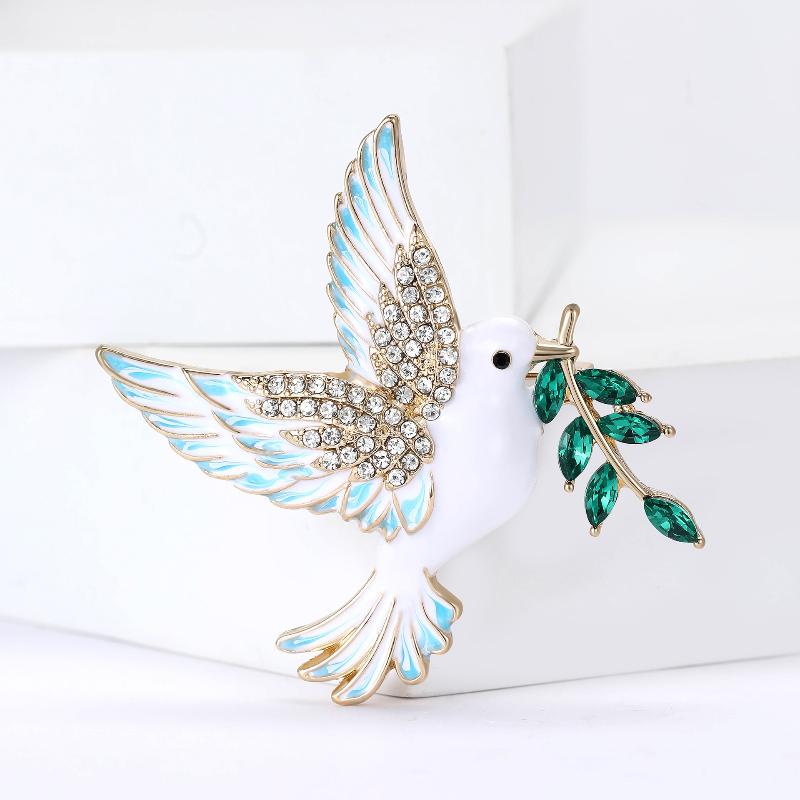 Pigeon Brooch Fashion Accessory Women Bird Wing Brooch Pin Sparkling Rhinestone Pigeon Corsage Retro Style Clothing Accessories
