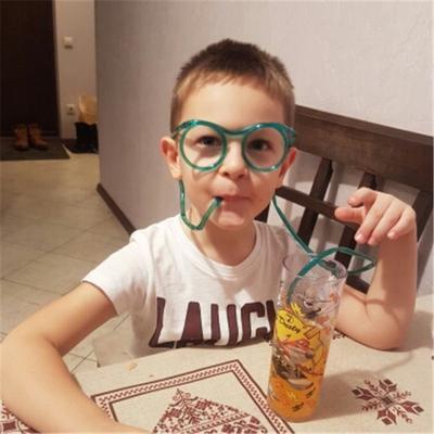NOVELTY DRINKING STRAW GLASSES Flexible Kids Party Joke Flexi Silly Crazy Tube