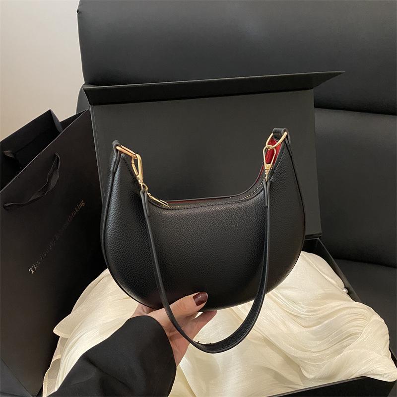 ins Internet celebrity retro niche armpit bag new fashion popular texture shoulder bag comfortable portable crescent bag