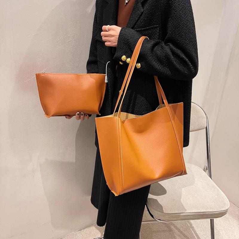 Retro Large-capacity Bag Women's New Trendy Fashion Retro Tote Bag Versatile Niche Single Shoulder Child and Mother Bag