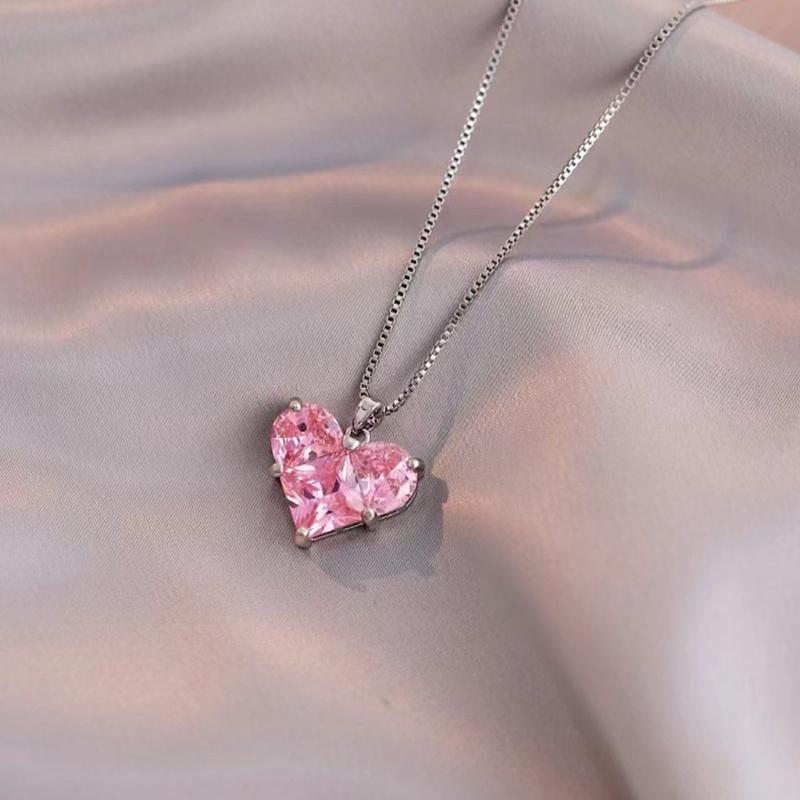 Premium Zirconia Heart Flower Earrings Necklace Offering Exquisite Craftsmanship and Gold/Steel Plating For Comfort